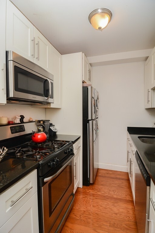 Foto del edificio - 546 E 8th St