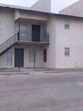 Building Photo - 105 Rockwell Way