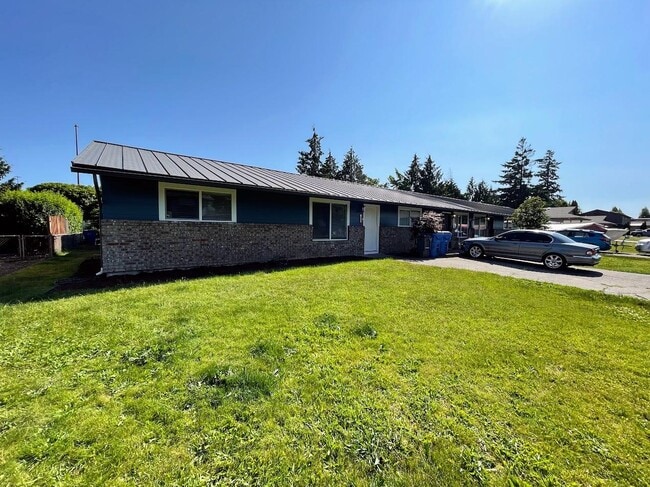 Photo - 10819 NE 6th St Apartment