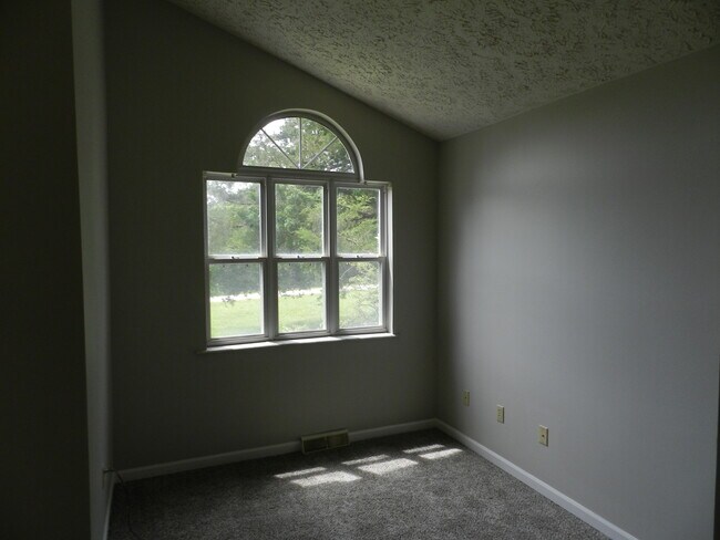 Foto del edificio - 26160 Rambling Ln