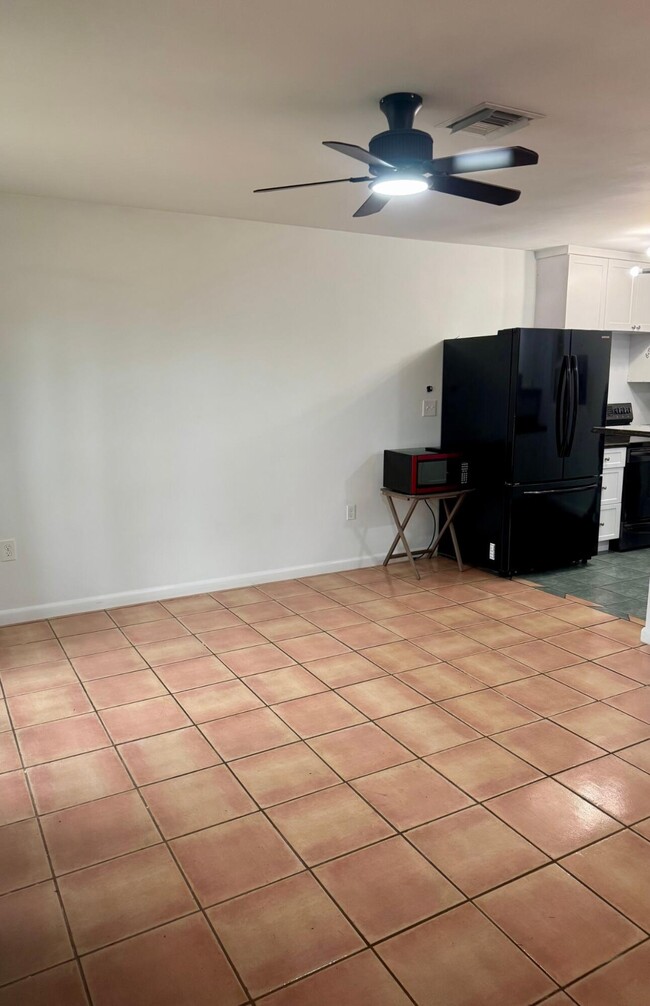 Building Photo - 3941 Tuskegee Dr