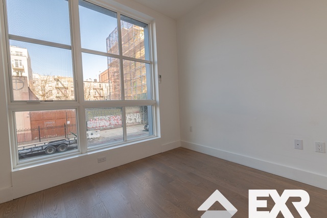 Foto del edificio - 824 Lexington Ave