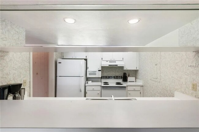 Foto del edificio - 5018 Sherwood Ln
