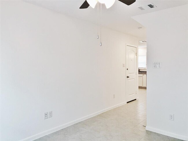 Building Photo - 491 Mesquite-