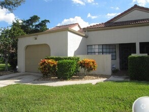 Building Photo - 5890 Parkwalk Cir W