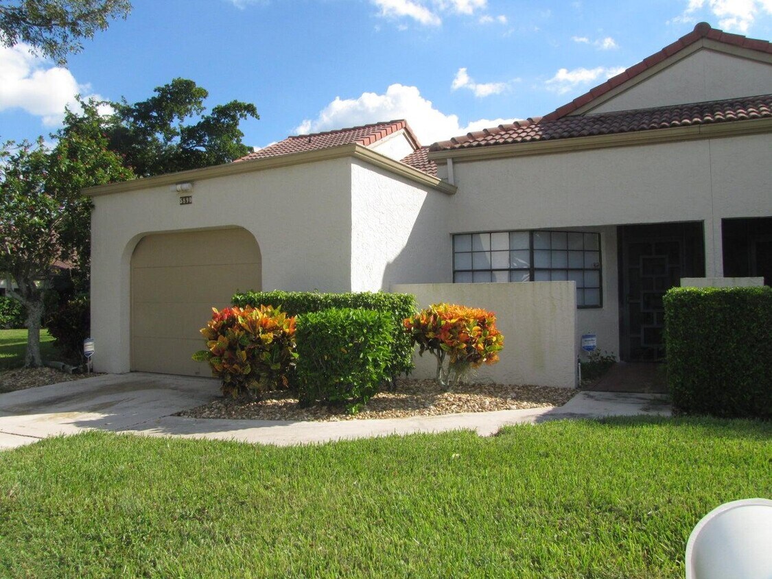 Foto principal - 5890 Parkwalk Cir W