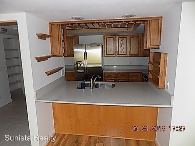 Building Photo - 304 Mariner Dr