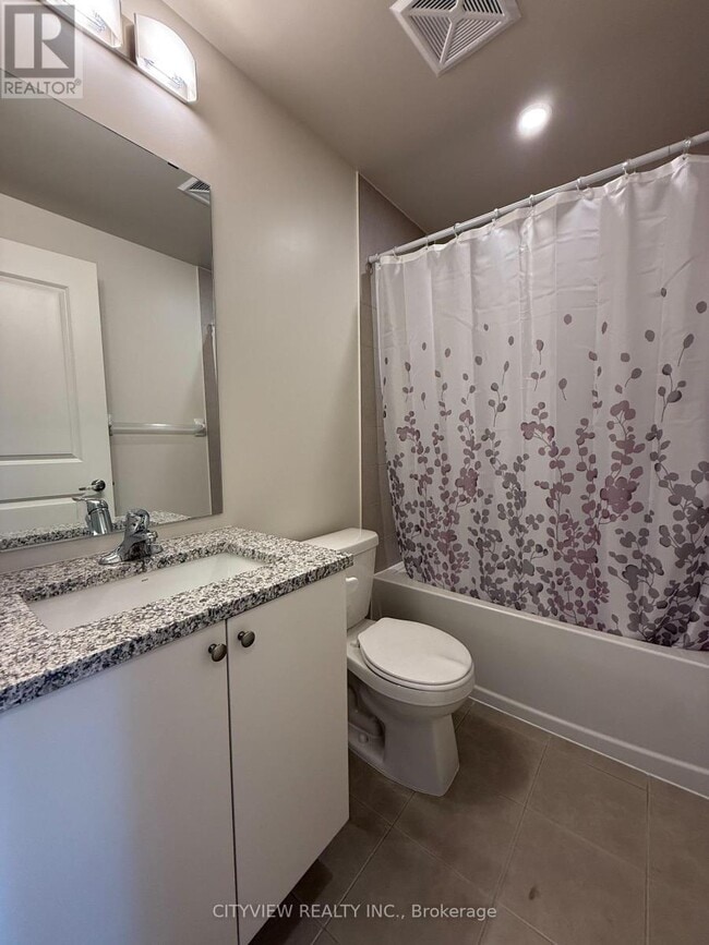 Photo du bâtiment - 38 Annie Craig Dr