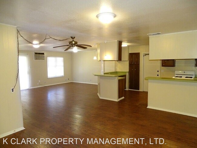 Building Photo - 3 br, 2 bath House - 4850 SHADYDALE  DR