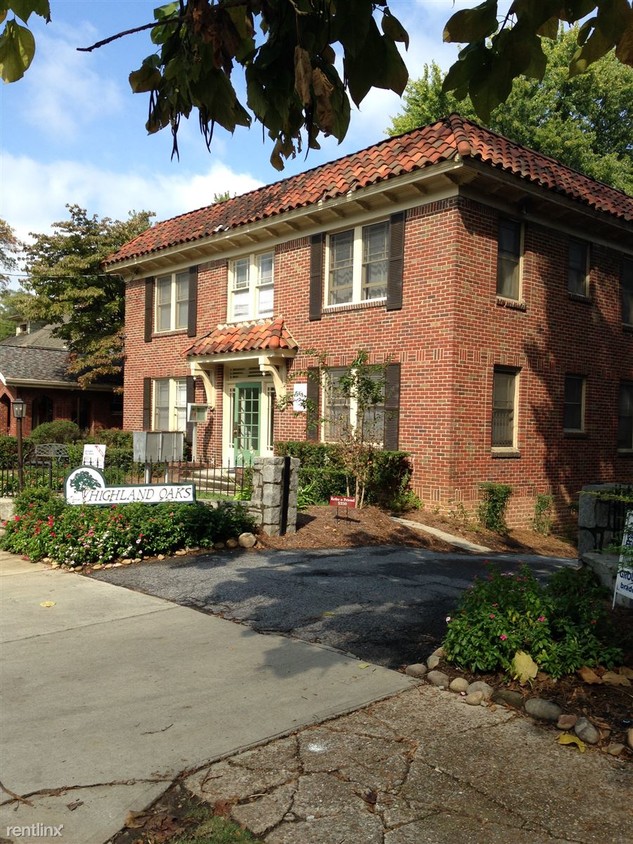 Primary Photo - 800 Greenwood Ave NE