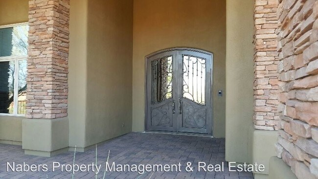 Building Photo - 15905 E Firerock Country Club Dr