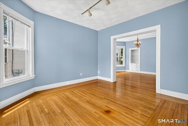 Foto del edificio - 172 Ellsworth Ave
