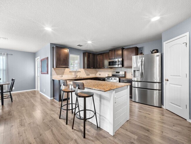 Building Photo - 15223 Cinnamon Teal