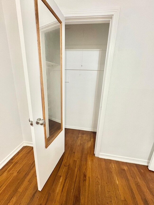 Building Photo - 2108 Horn Rd