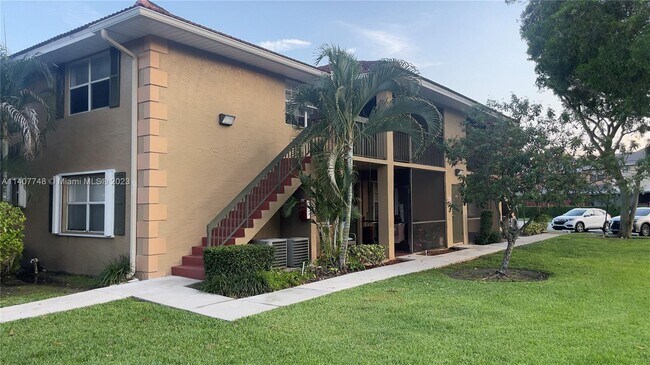 Foto del edificio - 10480 NW 8th St