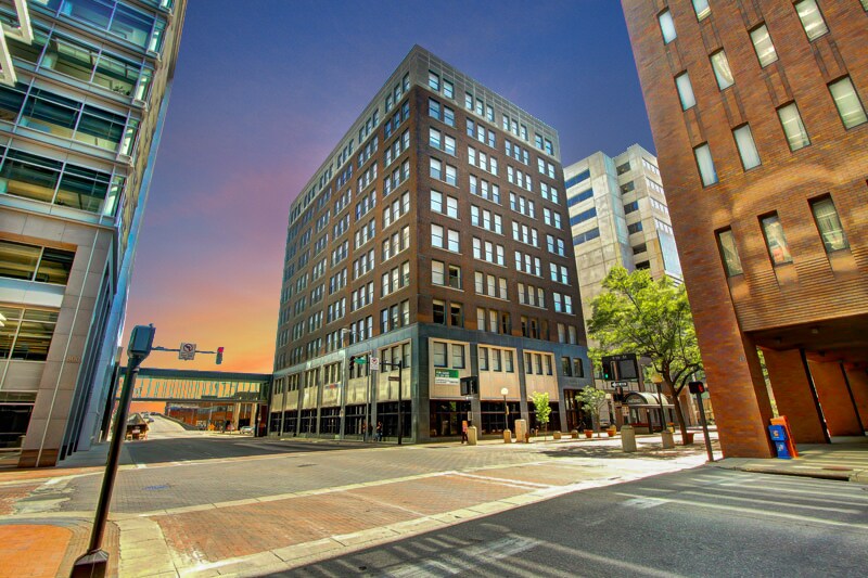 Hubbell Tower Apartments Rentals Des Moines, IA