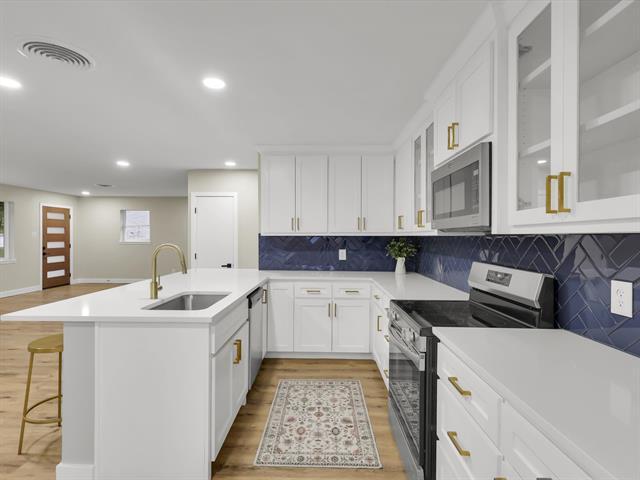 Foto del edificio - 6005 St Johns Ln