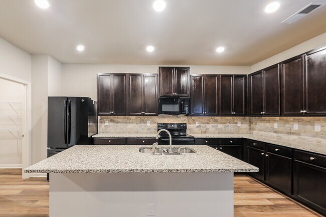 Building Photo - 12222 Shelby Ct