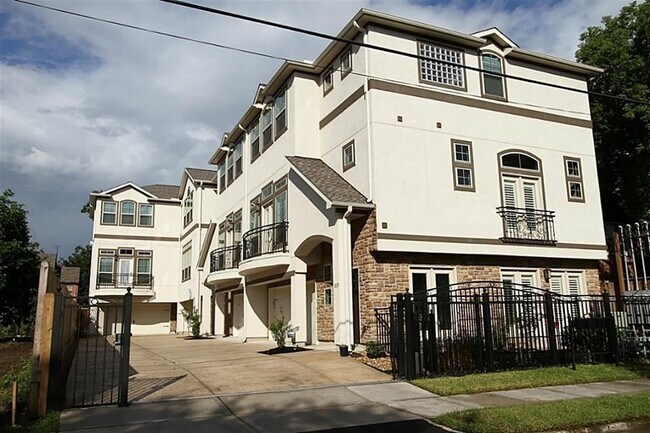 Foto del edificio - 1815 Oakdale St