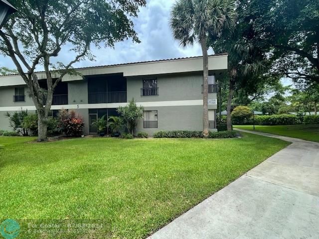 Building Photo - 2510 NW 49th Terrace