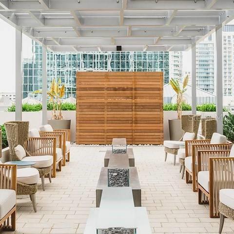 Foto del edificio - 124 E Pine St