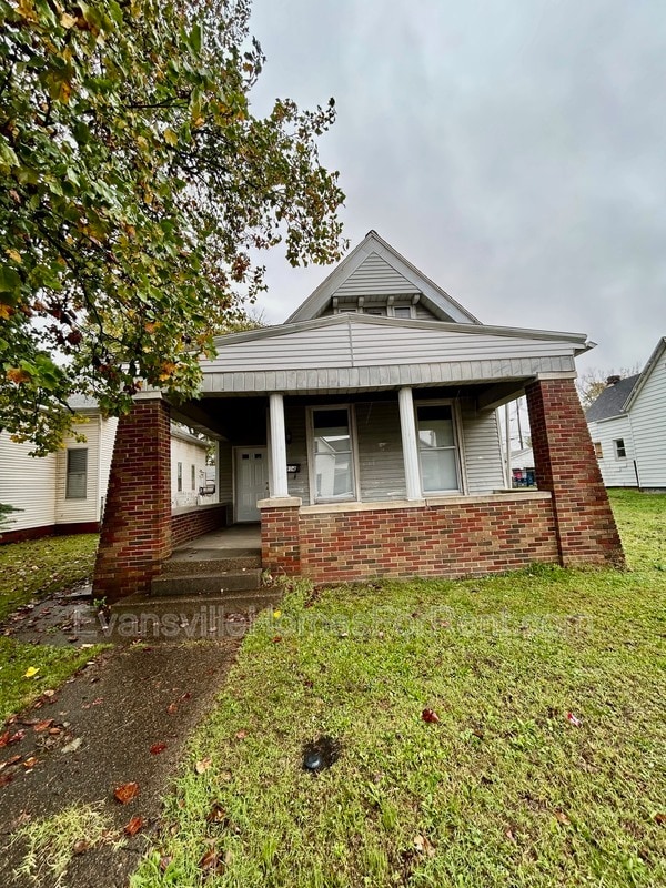 Foto del edificio - 404 E Virginia St