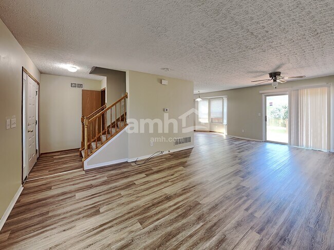 Foto del edificio - 1333 Sandrell Drive