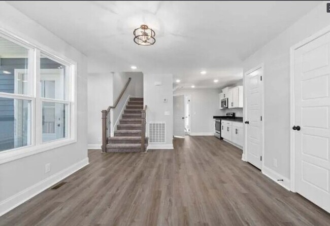 Foto del edificio - 64 W High St