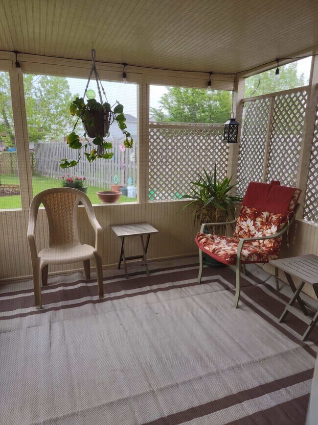 Foto del edificio - 5712 Bishops Blvd