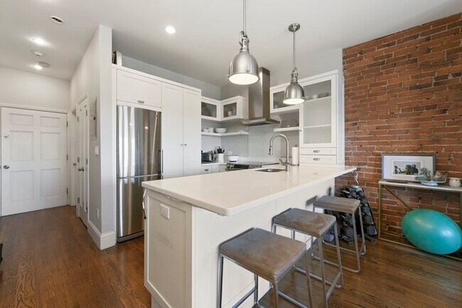 Foto del edificio - 482 Beacon St