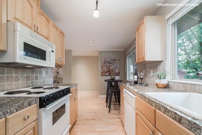 Foto del edificio - Beautiful 1bdrm/1bth condo in the Cedar Mi...