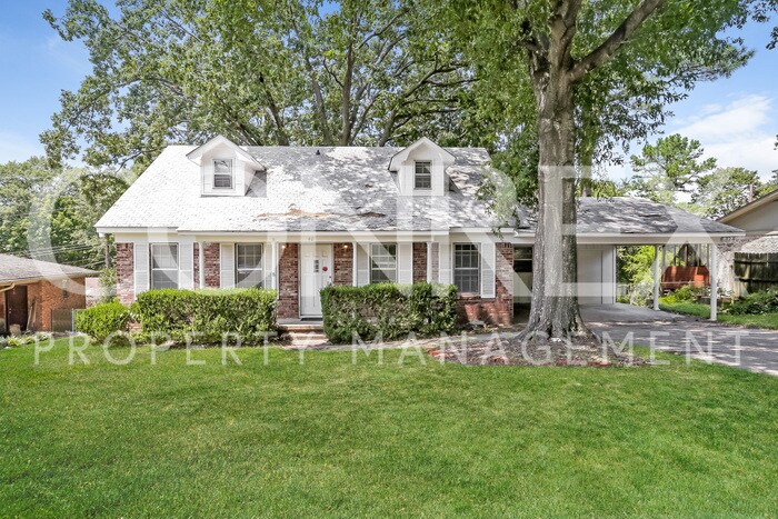 Primary Photo - Impressive 4 Bedroom Home in Little Rock
