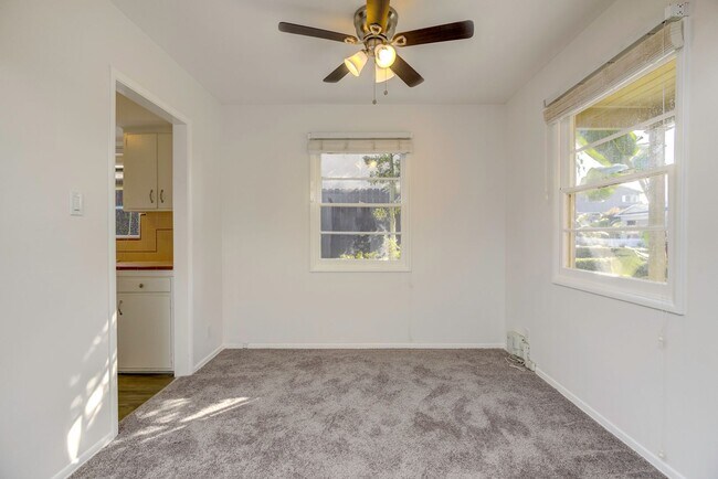 Foto del edificio - Stunning 4 bedroom home in the heart of Ma...