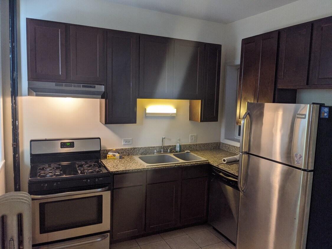 Foto principal - 1354 N Kedzie Ave