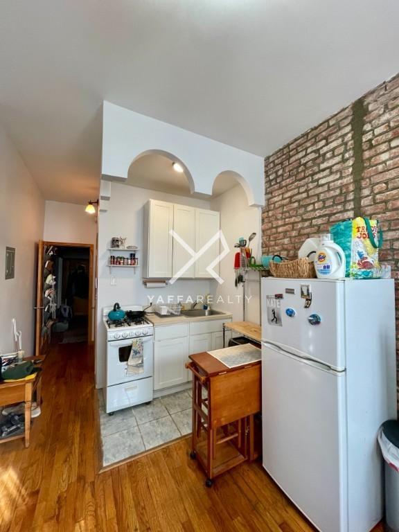 Building Photo - 1 bedroom in BROOKLYN NY 11216