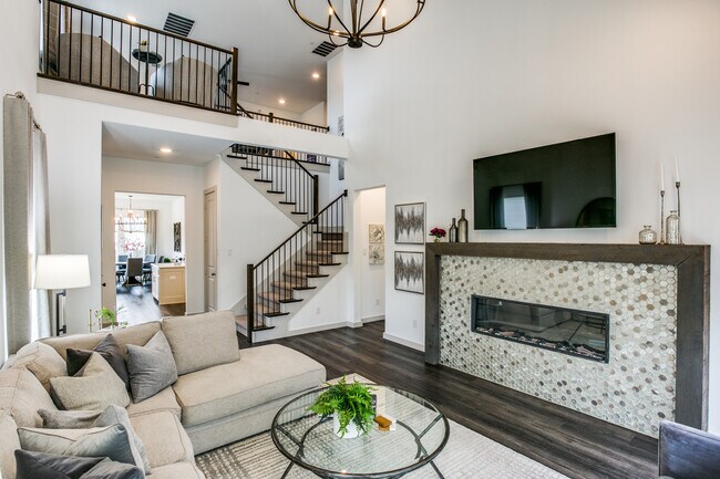 Building Photo - 100 Claire Dr