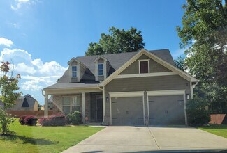 Building Photo - 1207 Silvercrest Ct SW