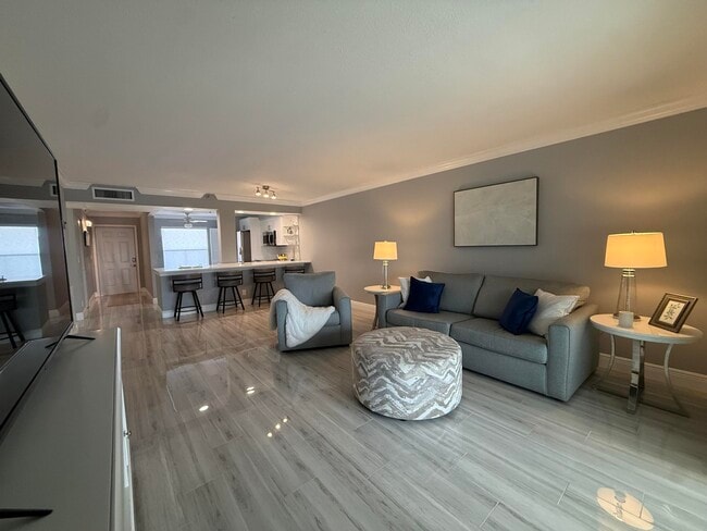 Foto del edificio - 14575 Bonaire Blvd