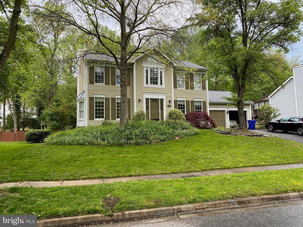 Building Photo - 8106 Gold Cup Ln