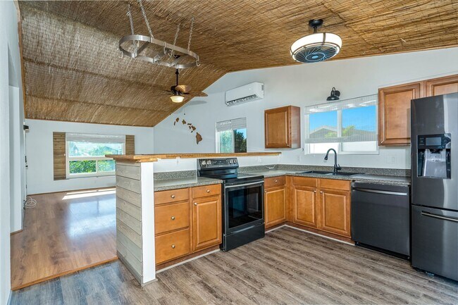 Foto del edificio - Remodeled 2 Bed/ 1 Bath Main House in North Kihei
