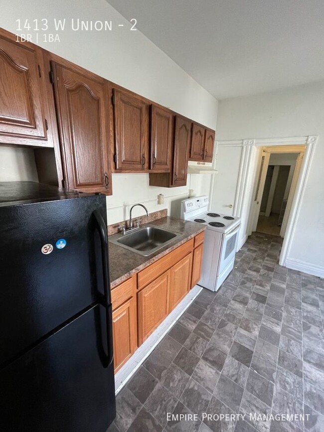 Building Photo - 1st floor: 1 Bedroom / 1 Bathroom in Allen...