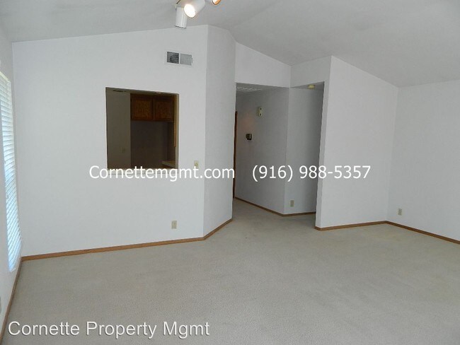 Building Photo - 3 br, 2 bath House - 14942 Lago Drive