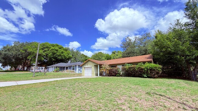 Foto del edificio - Pet-Friendly 3BR Home with Spacious Yard – No HOA!
