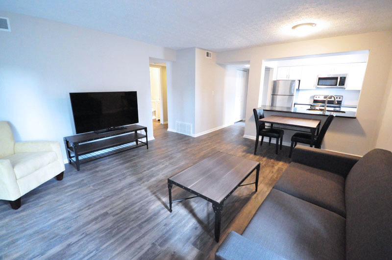 renovated 2 bedroom hardwood floors - Grandview Passage Apartments