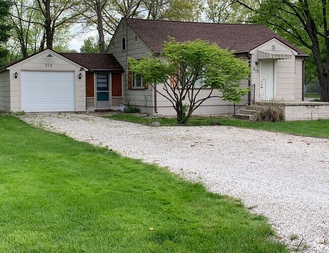 Apartments For Rent in Cayuga IN with Washer & Dryer 2 Rentals