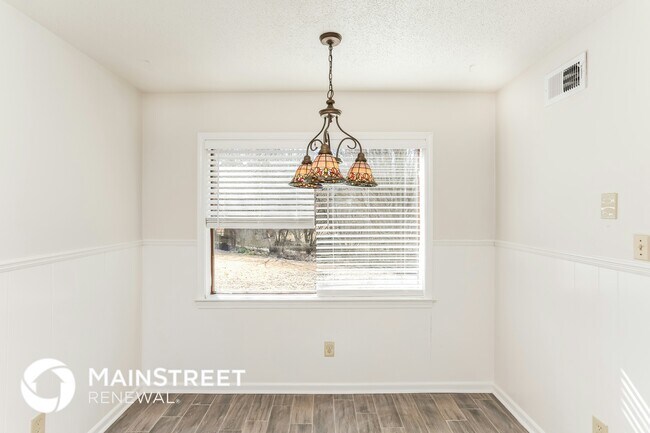 Foto del edificio - 6041 Syon Cove