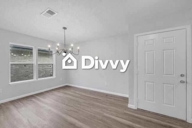 Building Photo - 11903 Bonaparte Dr