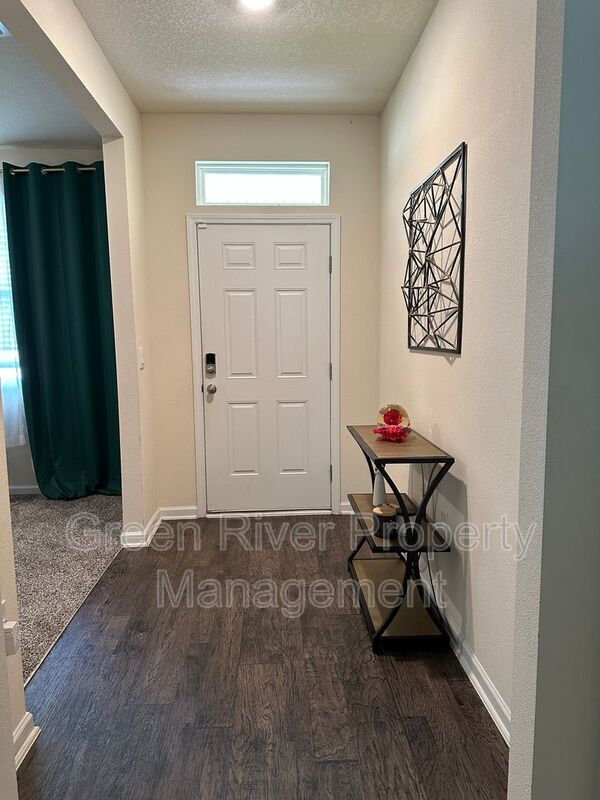 Foto del edificio - 2062 Garrison Wy