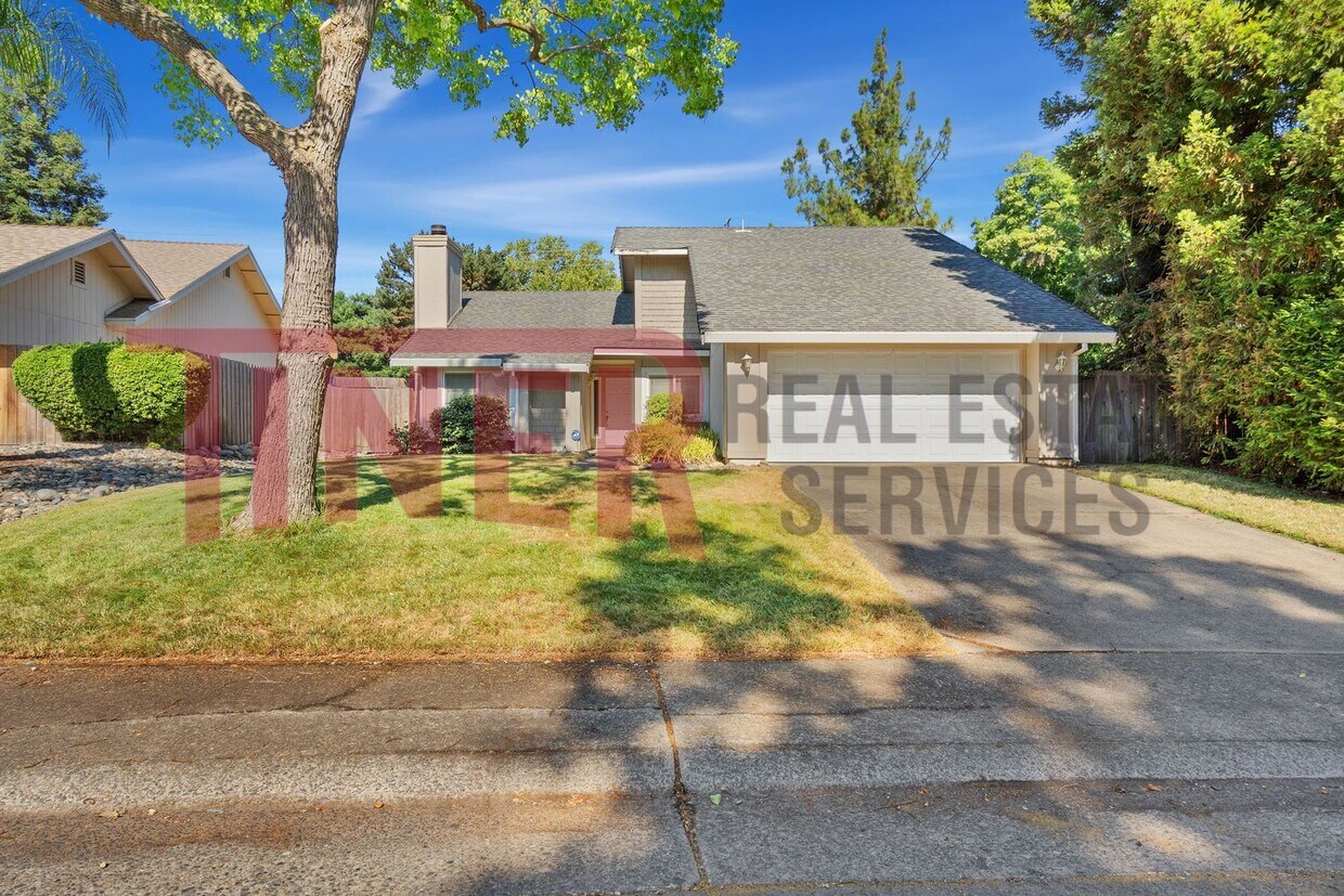 Primary Photo - Beautifully Updated Orangevale Home