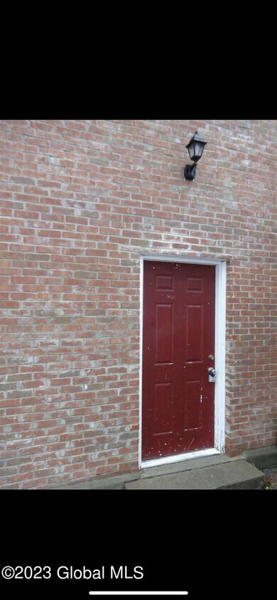 Primary Photo - 60 Court St
